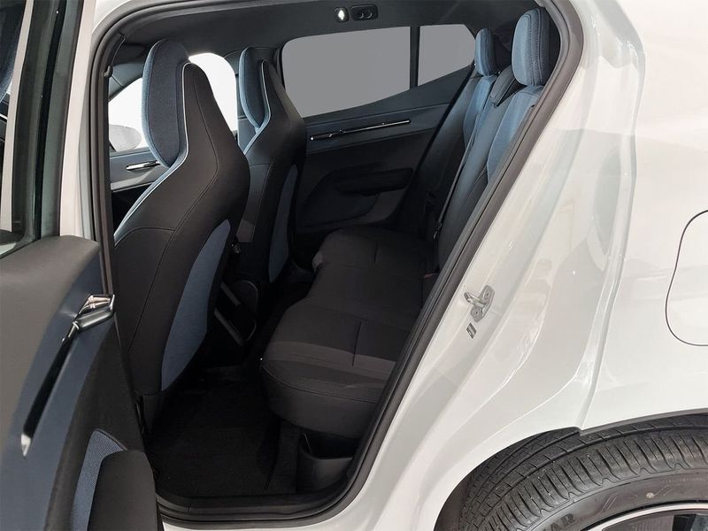 Volvo EX30 bild 7