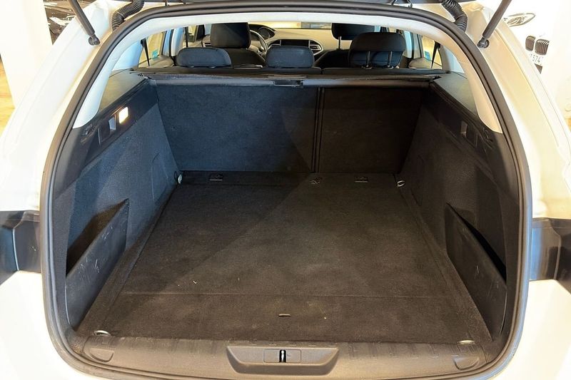 Peugeot 308 SW bild 23