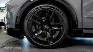 Porsche Cayenne bild 9