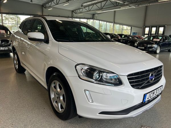 Volvo XC60 D3 Geartronic Momentum Business Edition - 2016