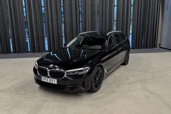 BMW 530 e xDrive Touring|Kam|Läder|Drag|Nav - 2021