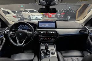 BMW 530 bild 16
