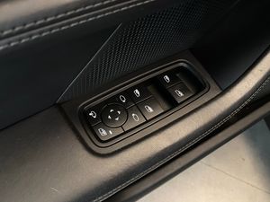 Porsche Taycan bild 34