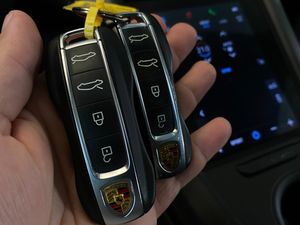 Porsche Taycan bild 27