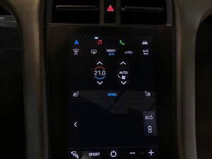 Porsche Taycan bild 25