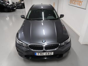 BMW 330 bild 11