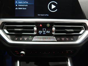 BMW 330 bild 36