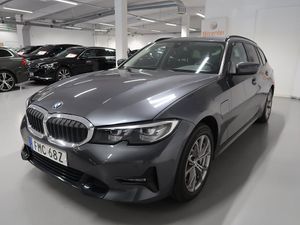 BMW 330 bild 9