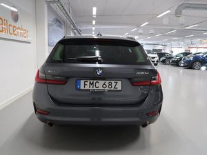 BMW 330 bild 7