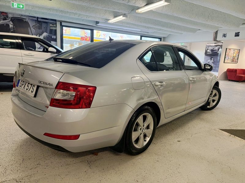 Skoda Octavia bild 4