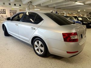 Skoda Octavia bild 3