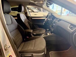 Skoda Octavia bild 9