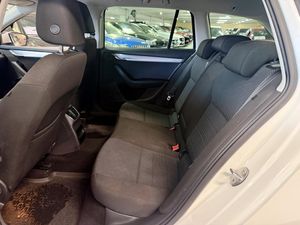 Skoda Octavia bild 12