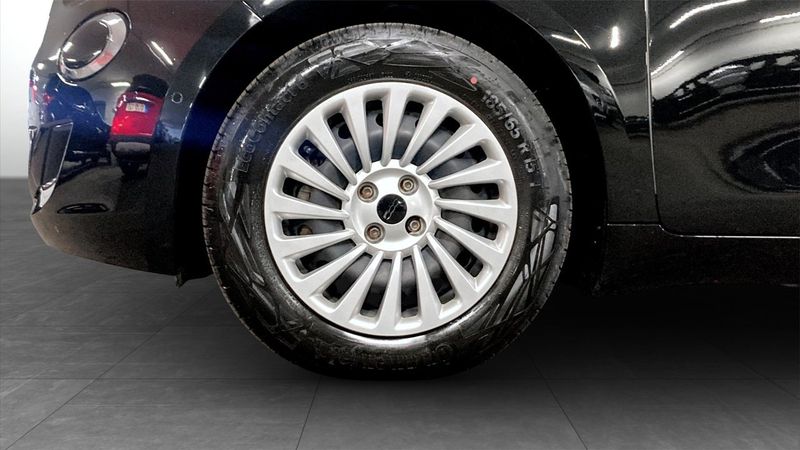 Fiat 500e bild 9
