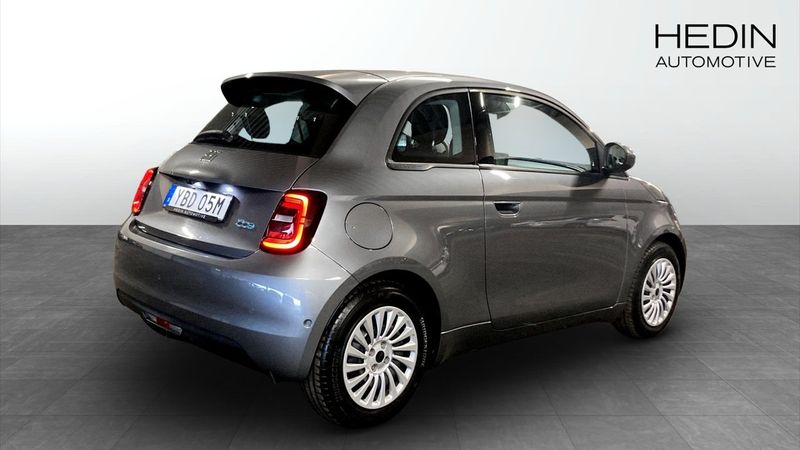 Fiat 500e bild 2