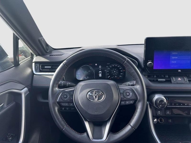 Toyota RAV4 bild 9
