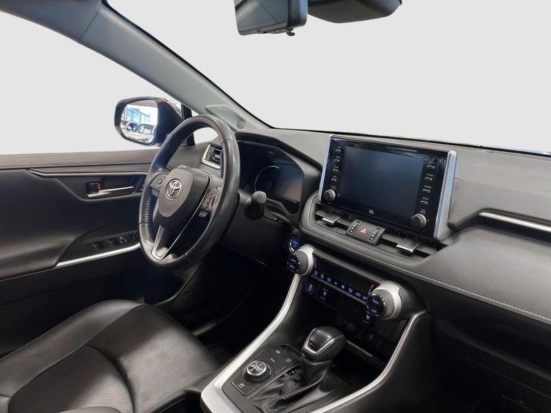 Toyota RAV4 bild 8