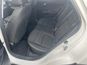 Kia Stonic bild 9