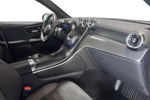 Mercedes GLC300 bild 8