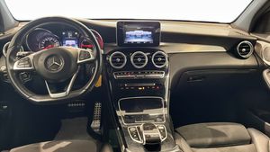 Mercedes GLC220 bild 9