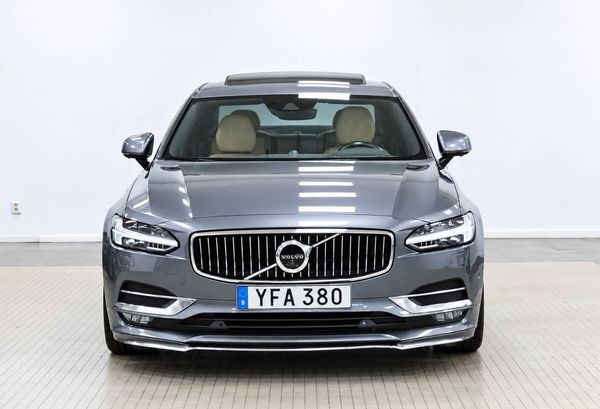 Volvo S90 D5 AWD Geartronic Inscription Taklucka 360° HUD B&W® - 2017