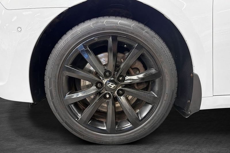 Hyundai i40 bild 2