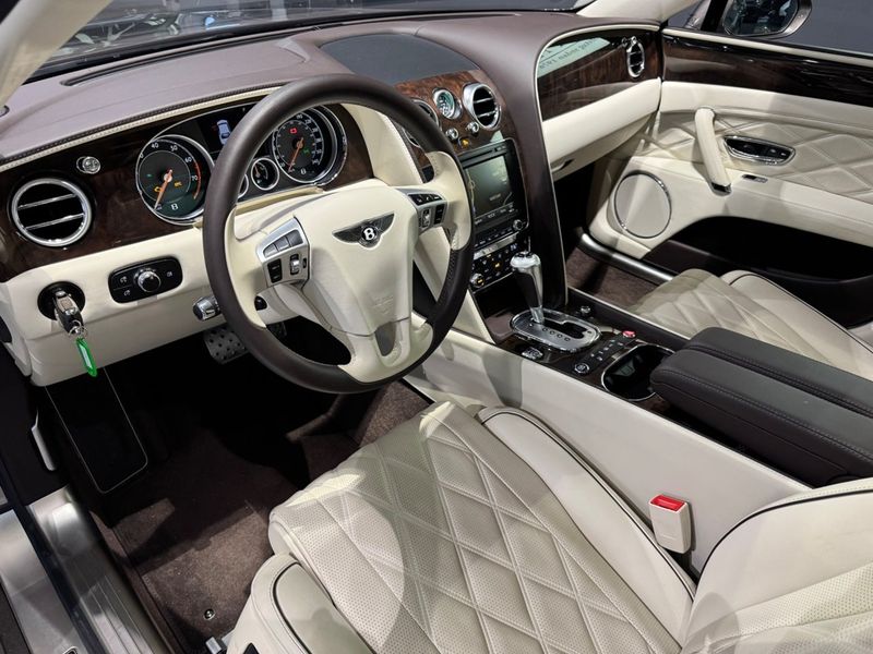 Bentley Flying Spur bild 4
