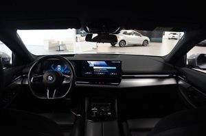 BMW 520 bild 10