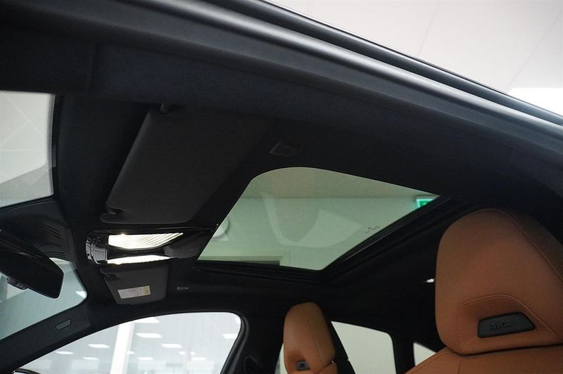 BMW i4 bild 20