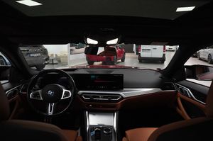 BMW i4 bild 12