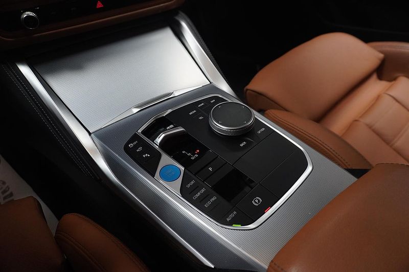 BMW i4 bild 15