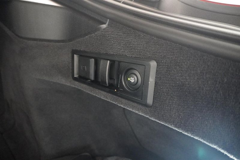 BMW i4 bild 11