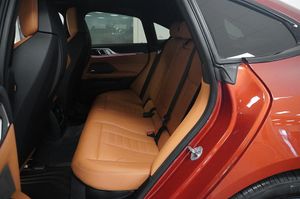 BMW i4 bild 10