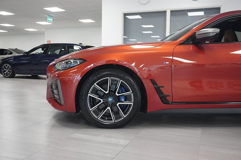 BMW i4 bild 3