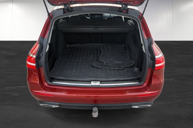 Mercedes E220 bild 5