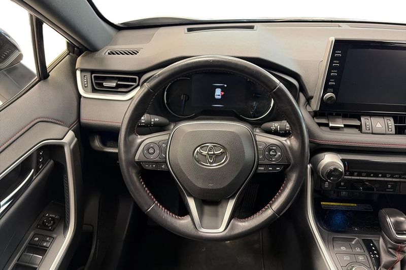 Toyota RAV4 bild 9