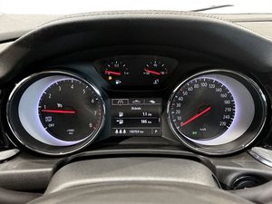 Opel Insignia bild 9