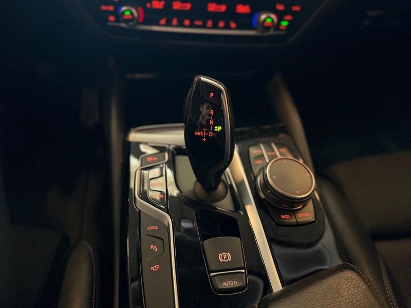 BMW 530 bild 12