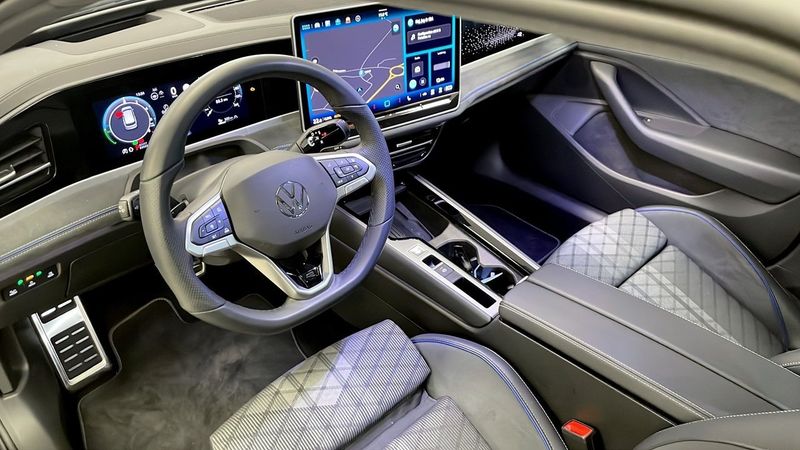Volkswagen Passat bild 8