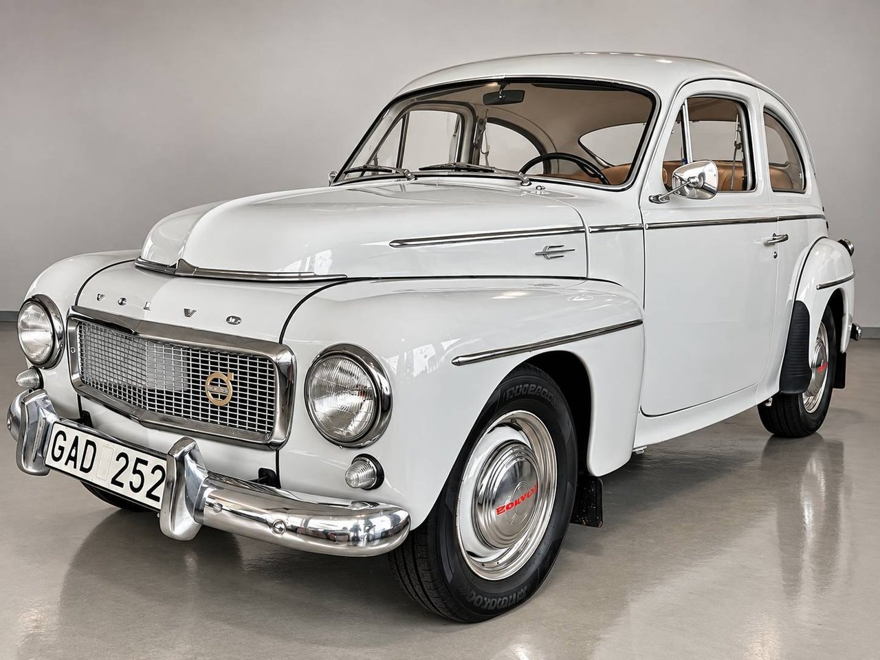 Volvo PV