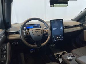 Ford Mustang Mach-E bild 23
