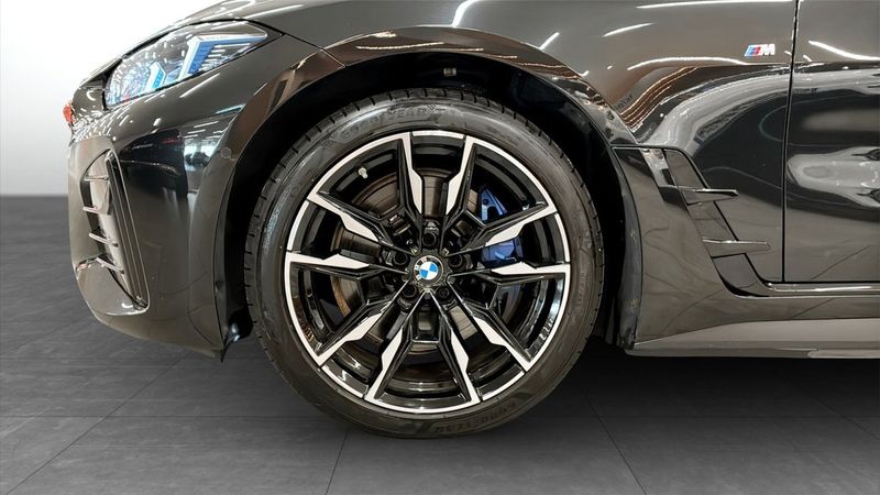 BMW i4 bild 9