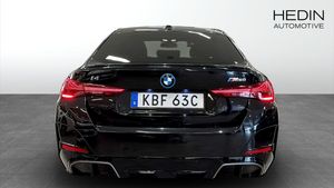 BMW i4 bild 7