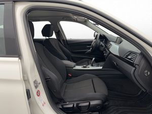 BMW 320 bild 14
