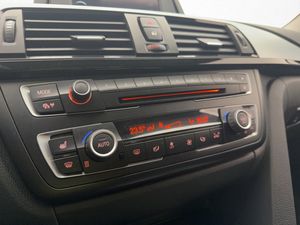 BMW 320 bild 18