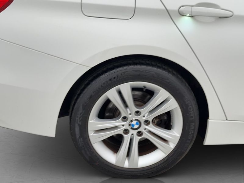 BMW 320 bild 25