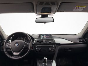 BMW 320 bild 12
