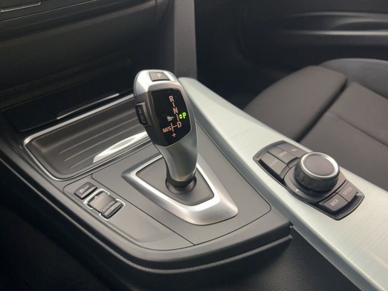 BMW 320 bild 19