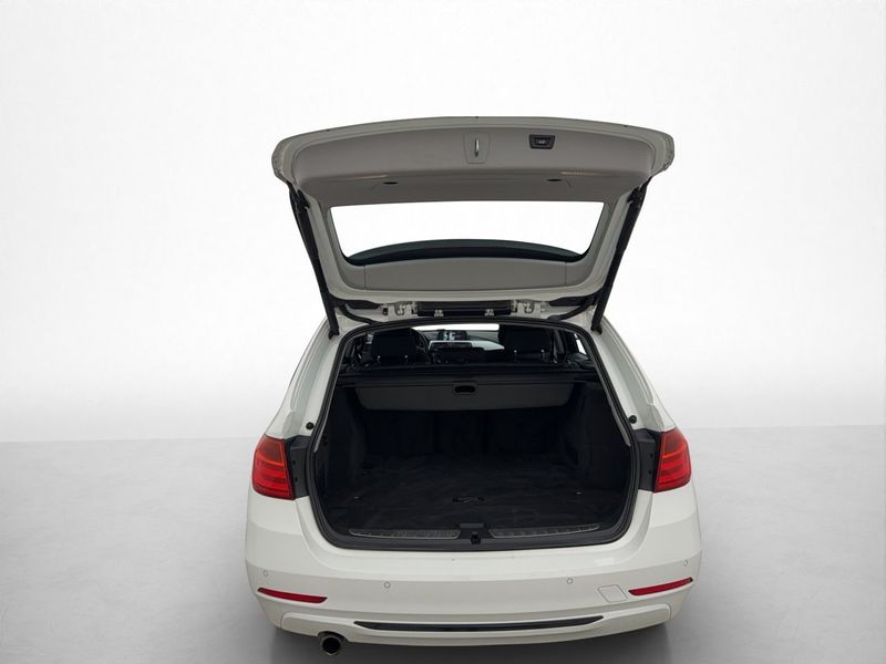 BMW 320 bild 10