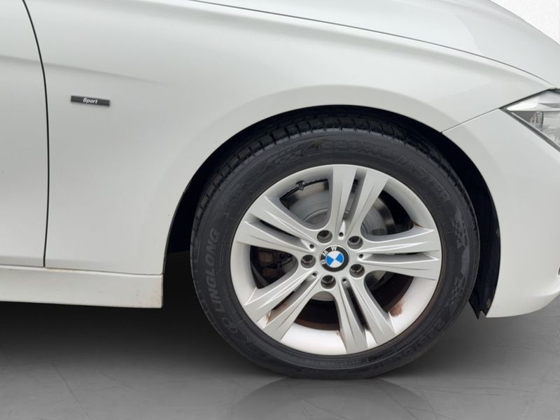 BMW 320 bild 26